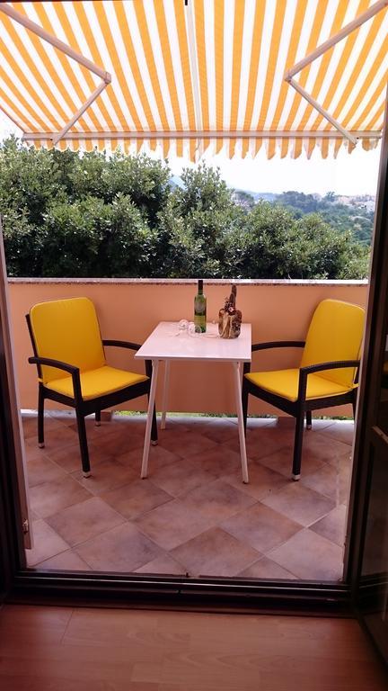 Guest House Violeta Palit Exterior foto